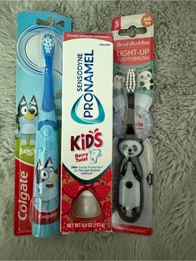 Kids Electric & Manual Toothbrushes & Toothpaste Bundle NEW